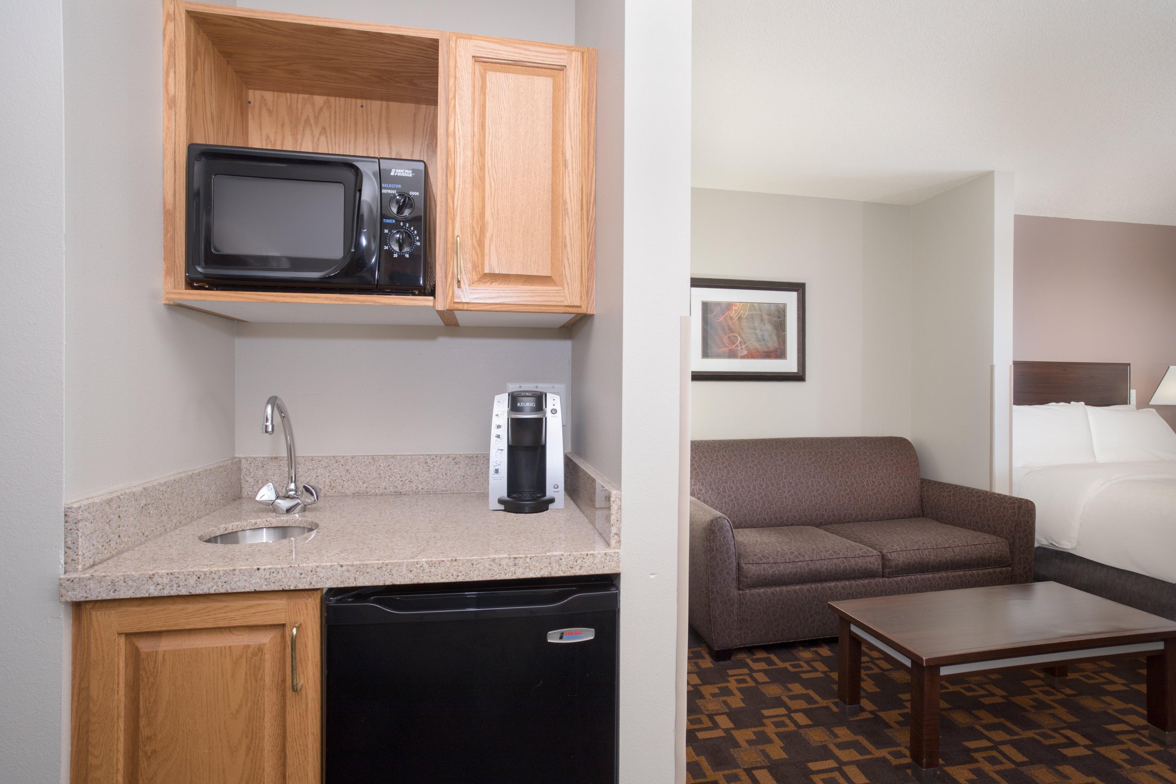 Holiday Inn Express & Suites Yankton By Ihg Exterior photo