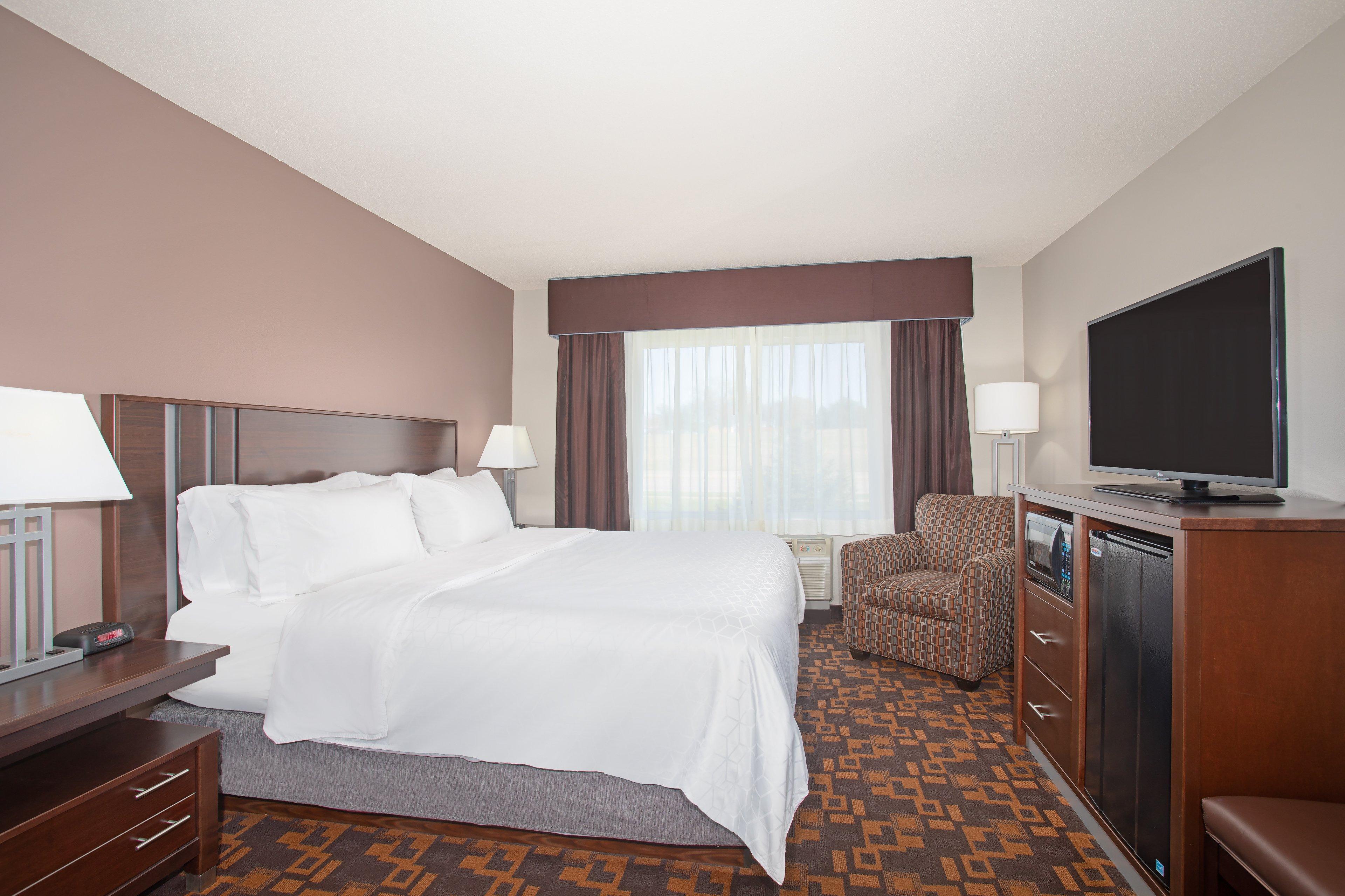 Holiday Inn Express & Suites Yankton By Ihg Exterior photo