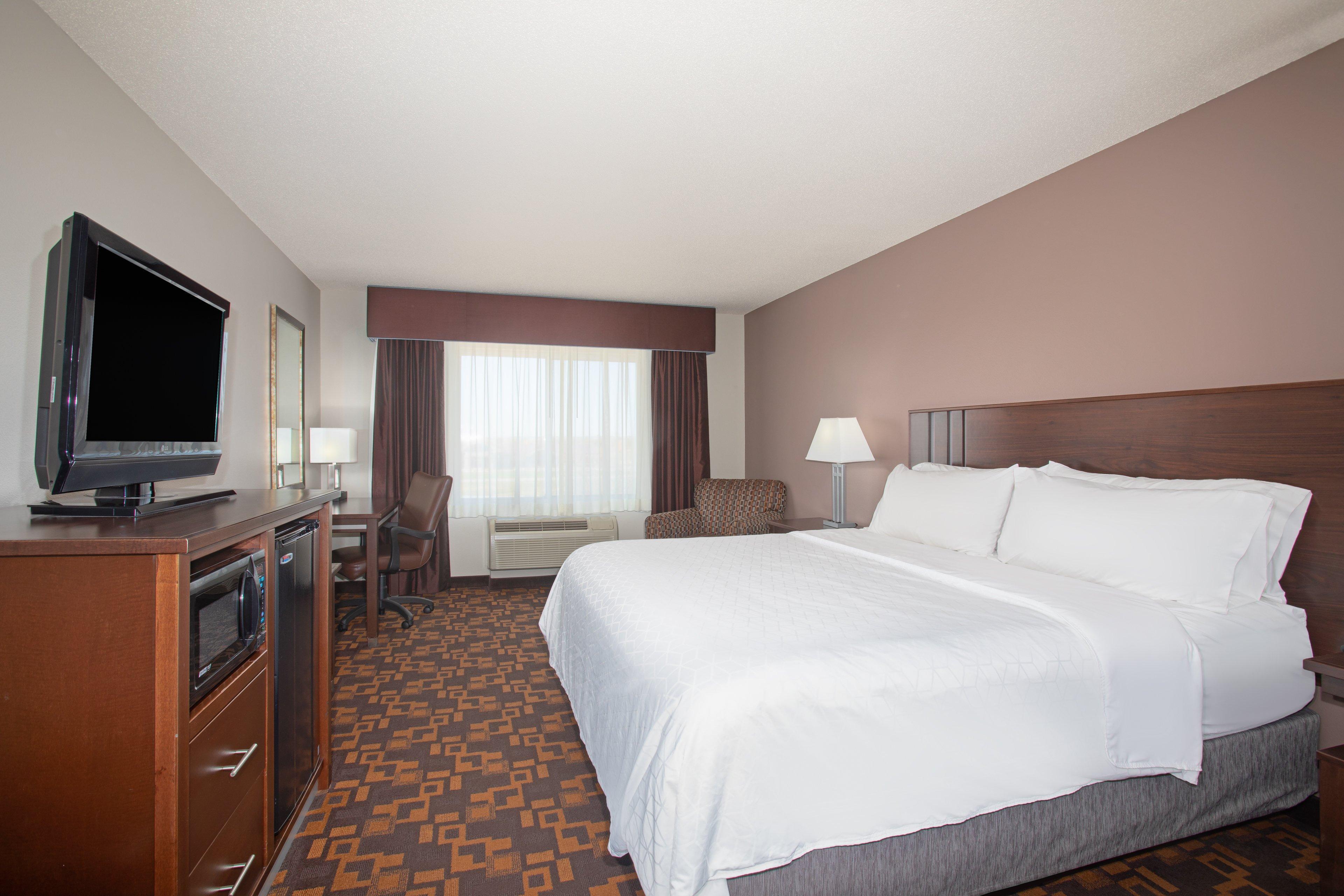 Holiday Inn Express & Suites Yankton By Ihg Exterior photo